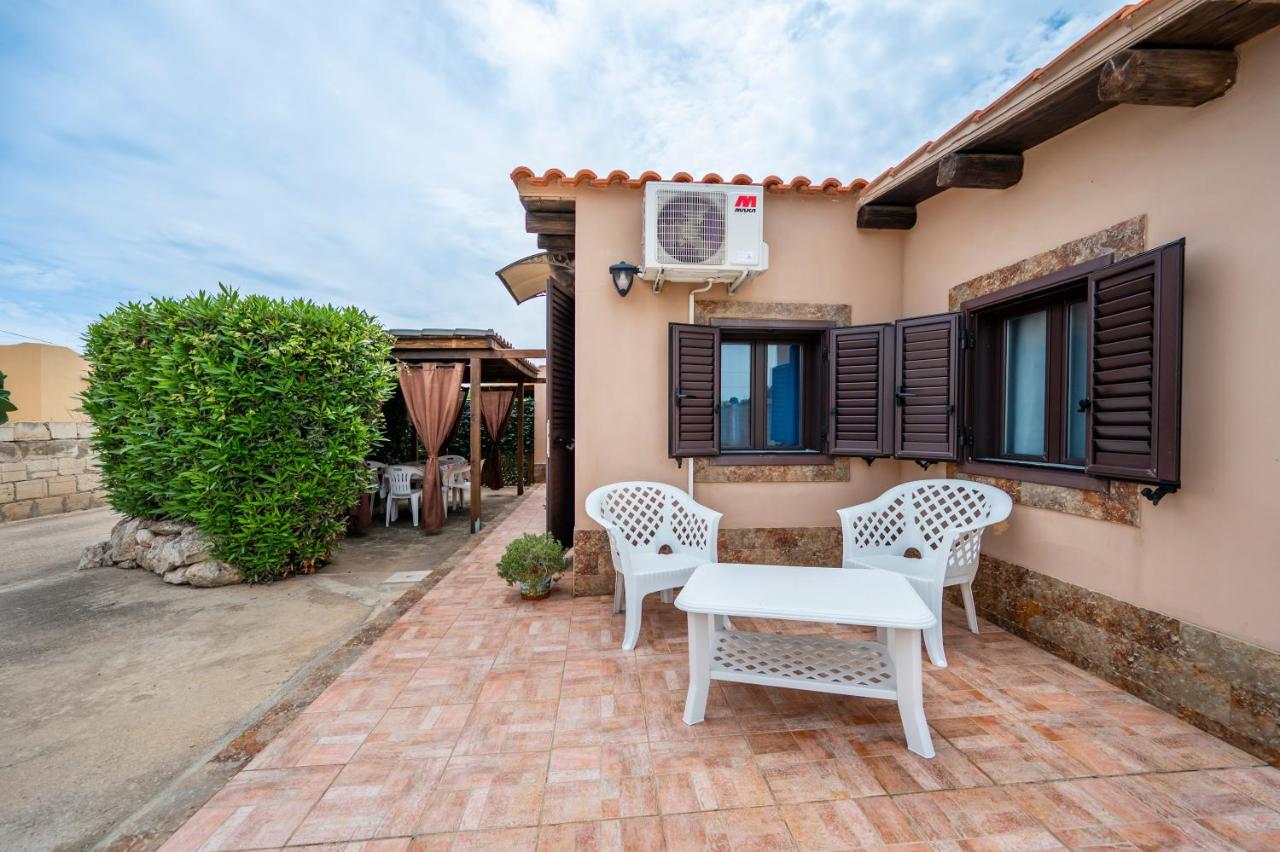 Casa Carmen Villa Avola Exterior photo